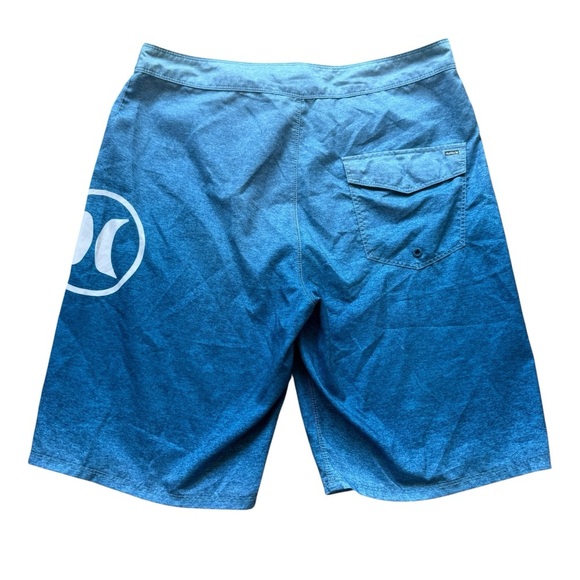 Hurley Men's Blue Gradient Board Shorts Size 32 Quick-Drying Summer Vacation - Picture 4 of 6